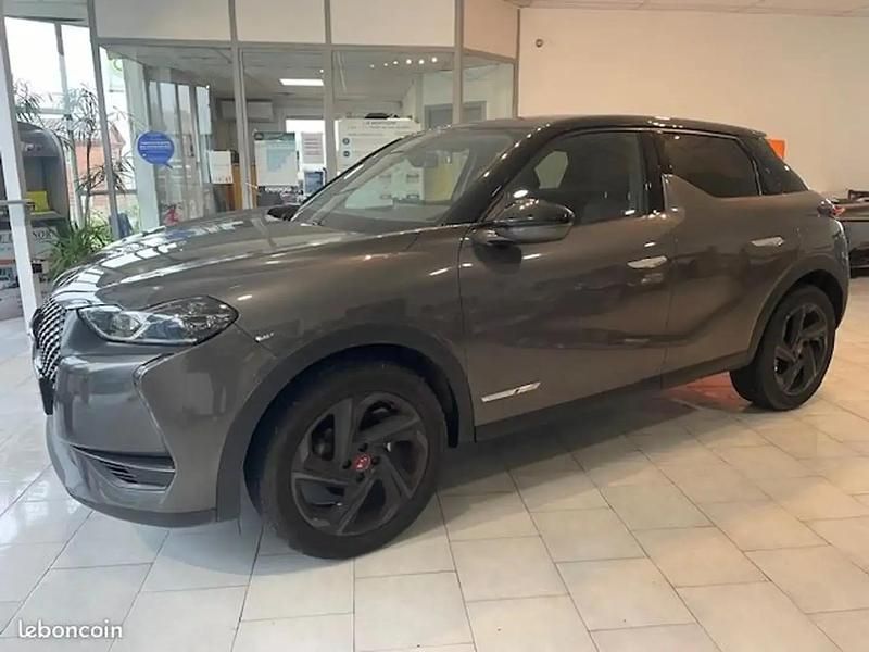 Gris Utilisé 2020 DS Automobiles DS3 Crossback Performance SUV | 13 990 € (Prix juste) - Image 1/4