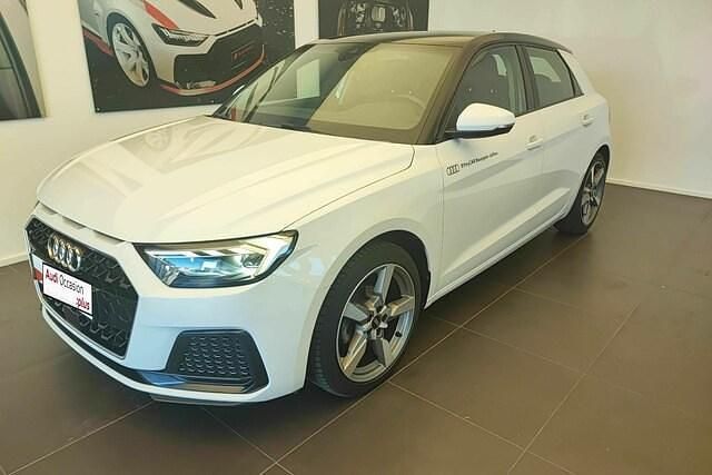 Blanc glacier métallisé Utilisé 2023 Audi A1 Sportback Advanced Plus Citadine | 22 764 € (Prix juste) - Image 1/4