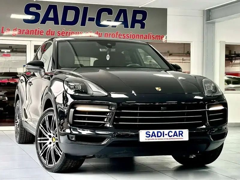 Noir Utilisé 2021 Porsche Cayenne Turbo SUV | 69 990 € (Prix juste) - Image 1/4