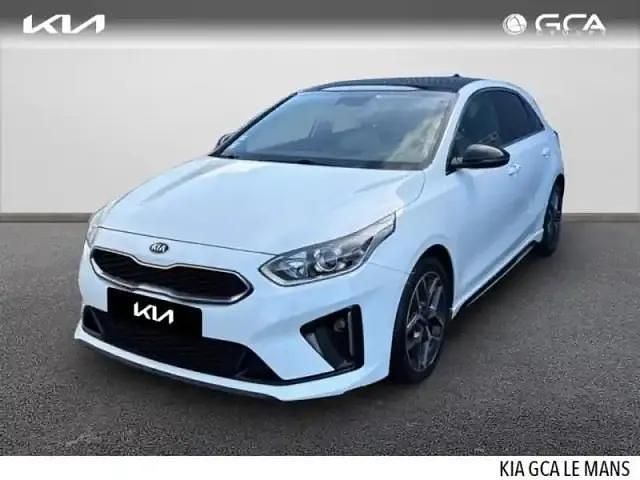 Blanc Occasion 2021 Kia Ceed GT GT-Line Berline | 16 490 € (Prix juste) - Image 1/4