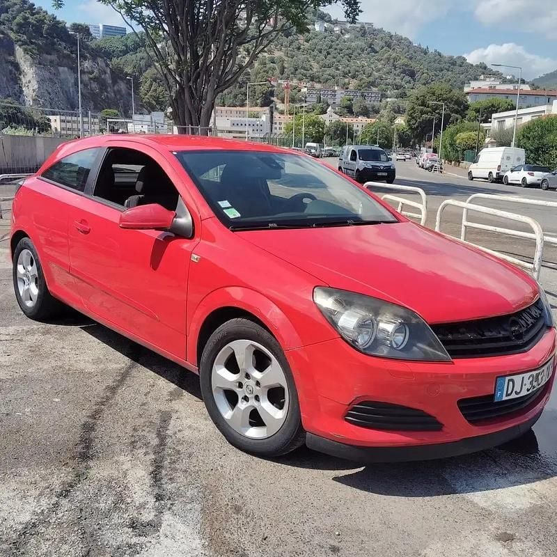 Utilisé 2007 Opel Astra GTC Cosmo Coupé | 3 000 € - Image 1/4