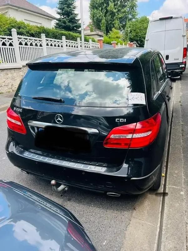 Utilisé 2014 Mercedes B200 Monospace | 7 890 € (Prix juste) - Image 1/4