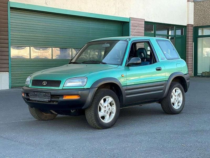 Occasion Toyota RAV4 128 ch (94 kW) 1997 Vert SUV
