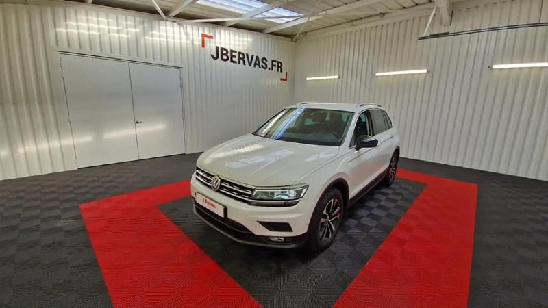 Blanc Utilisé 2019 VW Tiguan IQ Drive SUV | 21 990 € (Prix juste) - Image 1/4