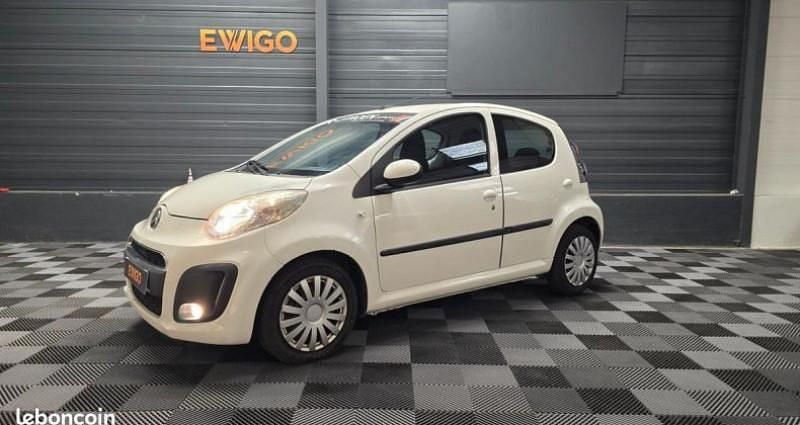 Blanc Utilisé 2014 Citroën C1 Citadine | 5 490 € (Bon prix) - Image 1/4