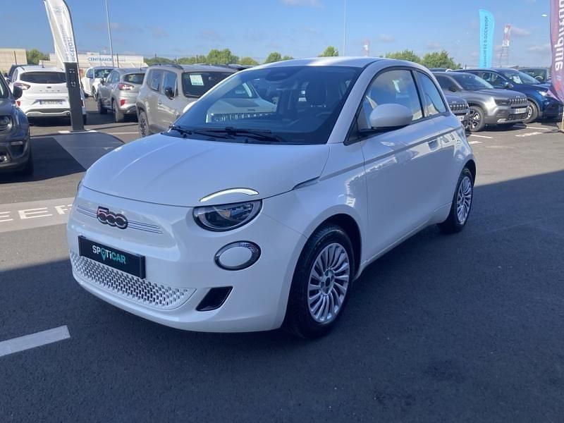 Blanc Utilisé 2022 Fiat 500e Action Berline | 15 999 € (Prix cher) - Image 1/4