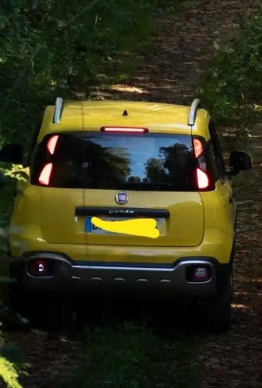 Image 2/4