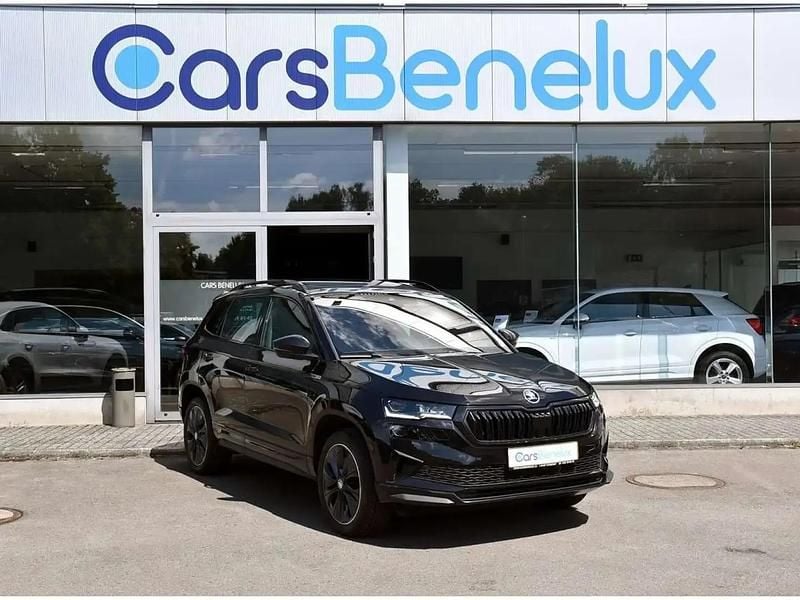 Noir Utilisé 2023 Skoda Karoq SportLine SUV | 27 980 € (Prix juste) - Image 1/4