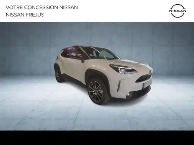 Gris chrome/toit noir (m) Occasion 2023 Toyota Yaris Cross Sport SUV | 24 590 € (Prix juste) - Image 1/4