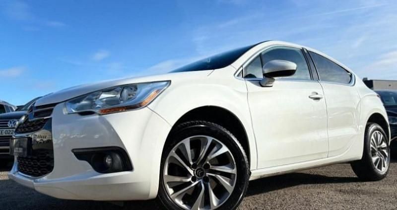 Blanc Occasion 2014 Citroën DS4 So Chic Citadine | 7 990 € (Prix juste) - Image 1/4