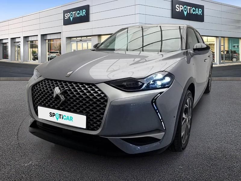 Gris Utilisé 2020 DS Automobiles DS3 Crossback E-Tense Grand Chic SUV | 16 790 € (Prix juste) - Image 1/4