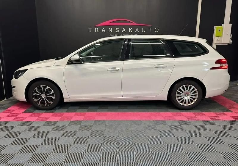 Occasion Peugeot 308 Active 121 ch (88 kW) 2017 Blanc Break