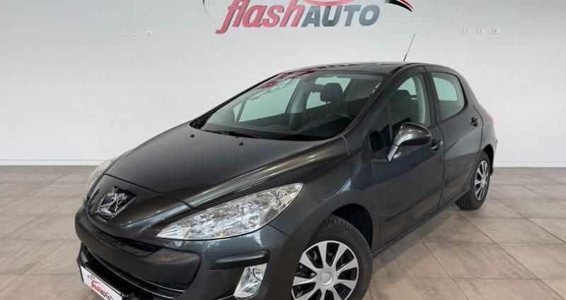 Gris Utilisé 2008 Peugeot 308 Berline | 5 900 € (Prix juste) - Image 1/4