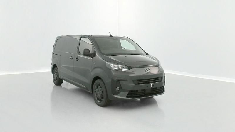 Gris Nouvelle 2025 Fiat Scudo S Monospace | 35 400 € (Prix cher) - Image 1/4