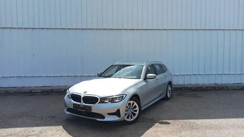 Gris Utilisé 2020 BMW 318 Break | 18 990 € (Super prix) - Image 1/4