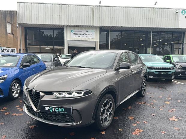 Gris Utilisé 2022 Alfa Romeo Tonale Ti SUV | 27 990 € - Image 1/4