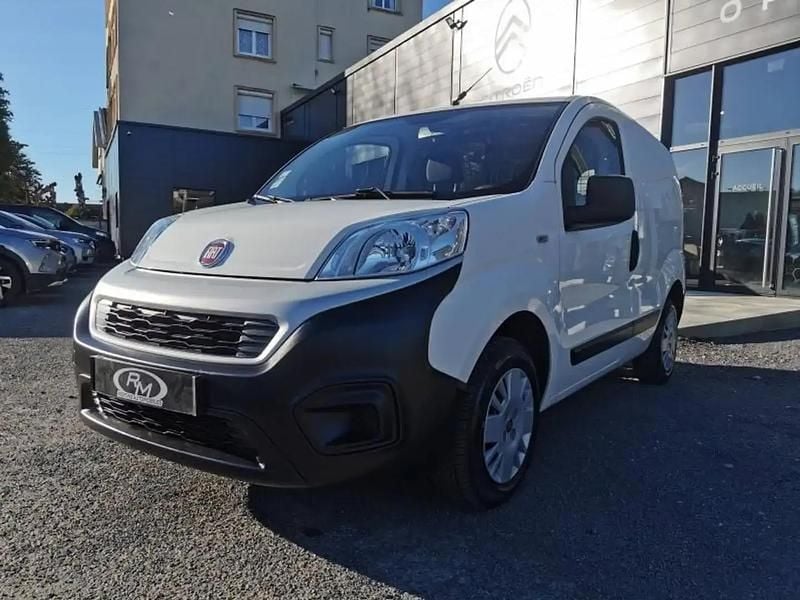 Blanc Occasion 2018 Fiat Fiorino Monospace | 8 490 € - Image 1/4