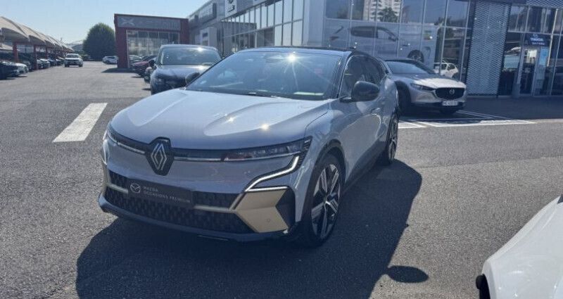 Utilisé 2022 Renault Mégane Equilibre Berline | 23 990 € (Prix assez cher) - Image 1/4