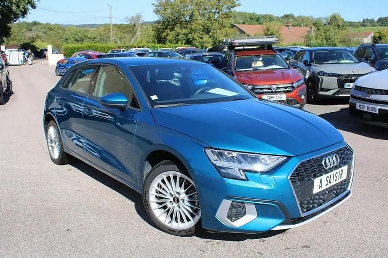 Bleu Utilisé 2021 Audi A3 Berline | 25 990 € (Prix juste) - Image 1/4