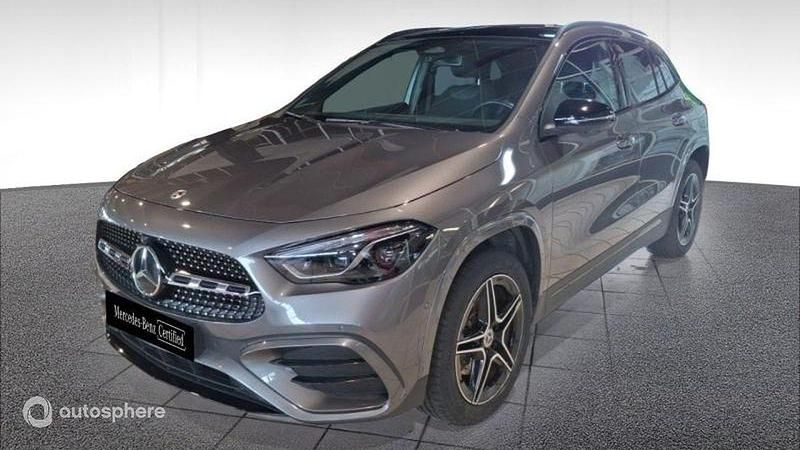 Gris Utilisé 2024 Mercedes GLA250 AMG line SUV | 49 990 € - Image 1/4