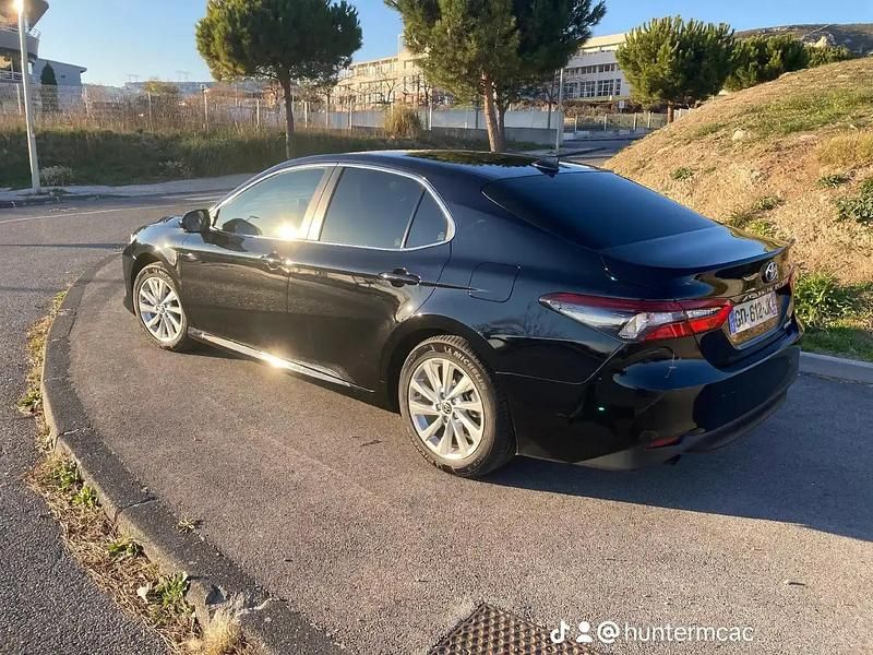 Utilisé 2021 Toyota Camry Business Edition Berline | 27 000 € (Prix juste) - Image 1/4