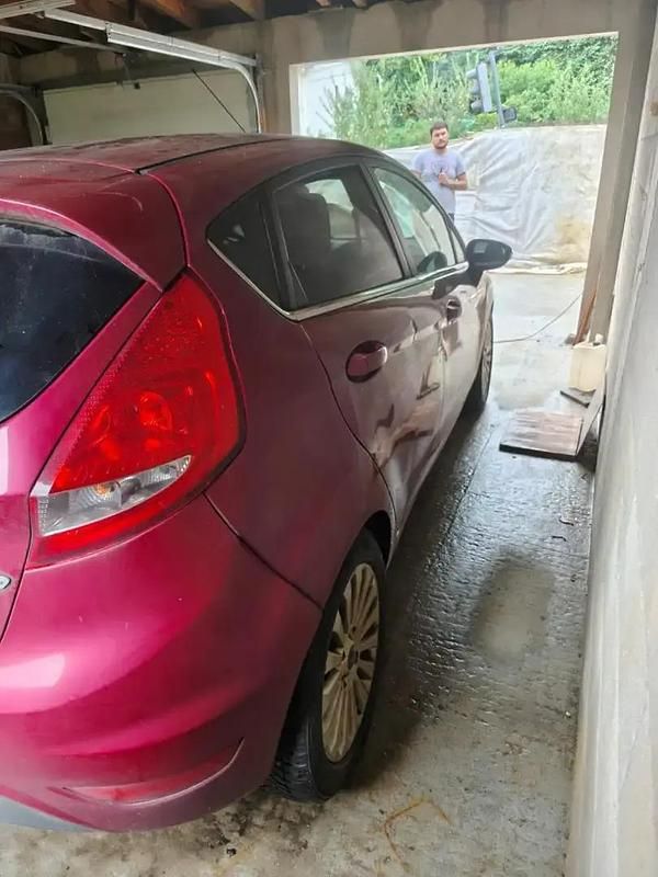 Utilisé 2009 Ford Fiesta Titanium Citadine | 2 500 € (Prix juste) - Image 1/4