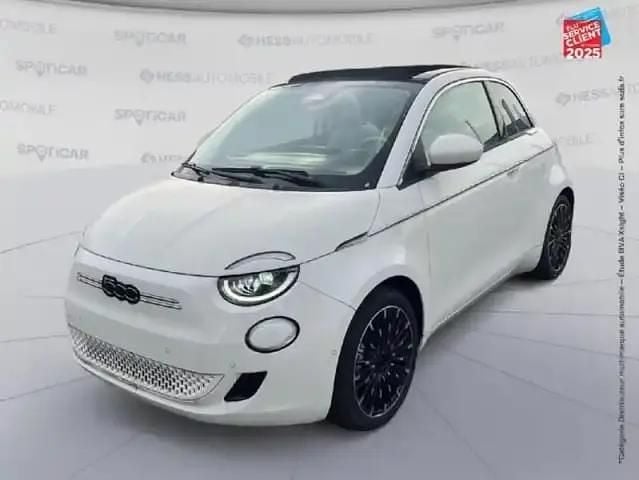Blanc Utilisé 2024 Fiat 500C La Prima Cabriolet | 25 999 € (Prix juste) - Image 1/4