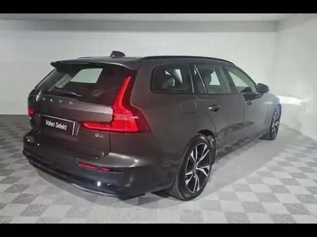 Occasion Volvo V60 Plus 2025 Gris platinium métallisé Break