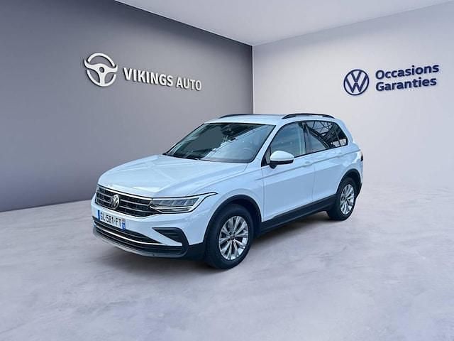 Utilisé 2022 VW Tiguan Life SUV | 30 600 € (Prix juste) - Image 1/4
