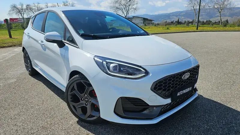 Blanc Utilisé 2023 Ford Fiesta Performance Edition Citadine | 26 990 € (Prix cher) - Image 1/4