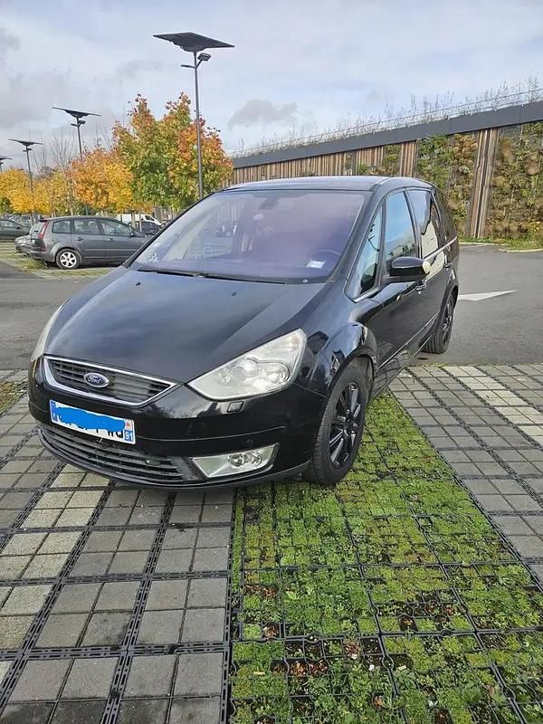 Noir Utilisé 2008 Ford Galaxy Ghia Monospace | 5 600 € - Image 1/4
