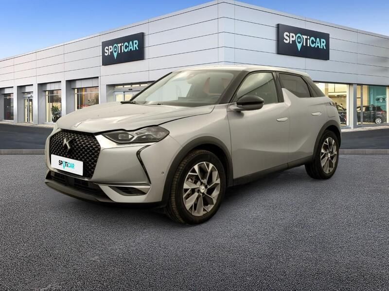 Gris Utilisé 2021 DS Automobiles DS3 Crossback E-Tense Grand Chic SUV | 16 990 € (Prix juste) - Image 1/4