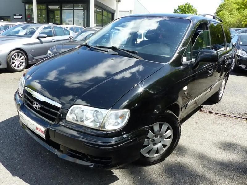 Noir Occasion 2007 Hyundai Trajet Monospace | 4 490 € - Image 1/4