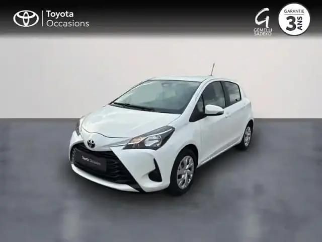 Blanc pur Occasion 2020 Toyota Yaris Berline | 14 490 € (Prix juste) - Image 1/4