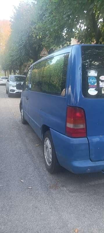 Image 3/4