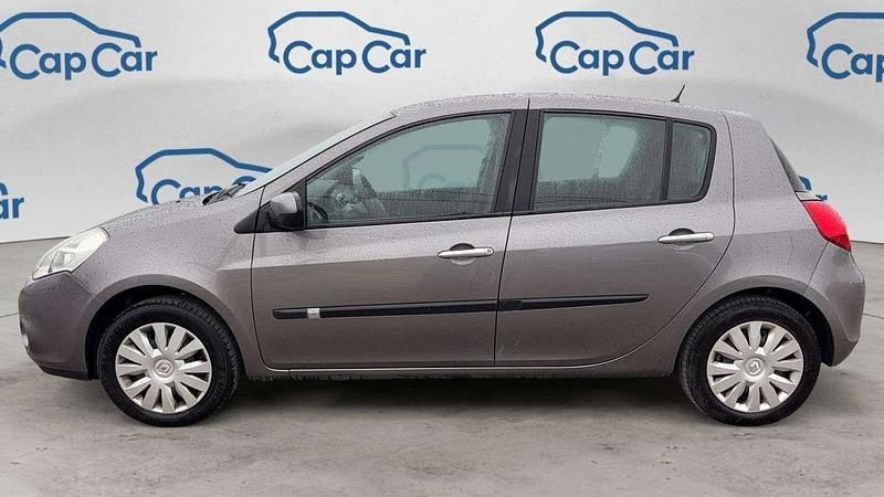 Occasion Renault Clio II Exception 101 ch (74 kW) 2010 Beige Citadine