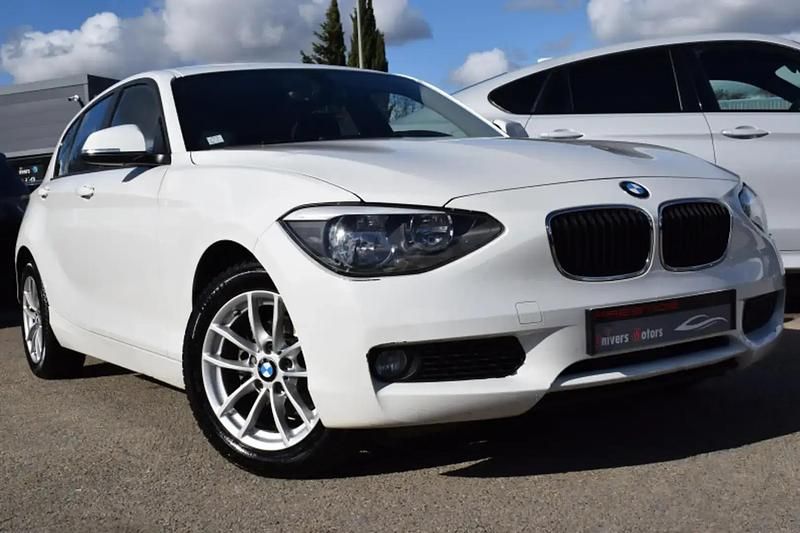 Blanc Utilisé 2014 BMW 118 Citadine | 11 400 € (Super prix) - Image 1/4
