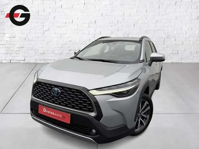 Gris Occasion 2023 Toyota Corolla Cross SUV | 27 990 € - Image 1/4