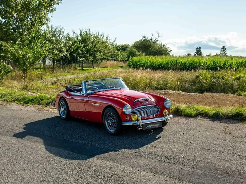 Rouge Occasion 1962 Austin Healey 3000 MK II Cabriolet | 49 900 € - Image 1/4
