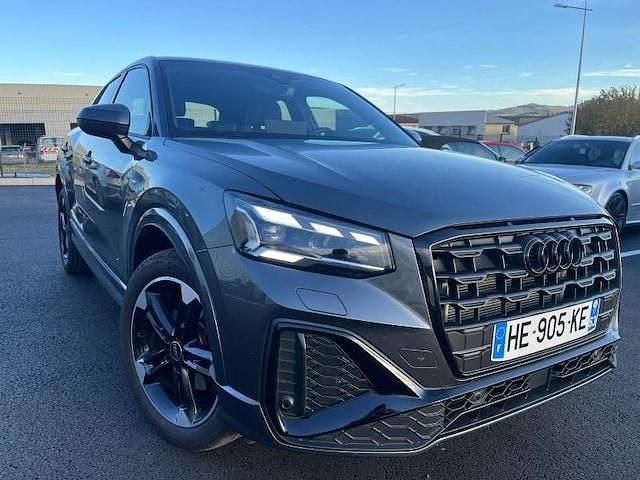 Gris daytona nacré Occasion 2025 Audi Q2 S-Line SUV | 40 900 € - Image 1/4