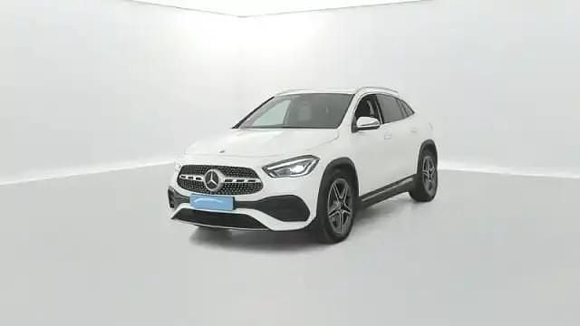 Blanc Utilisé 2020 Mercedes GLA200 SUV | 31 490 € - Image 1/4