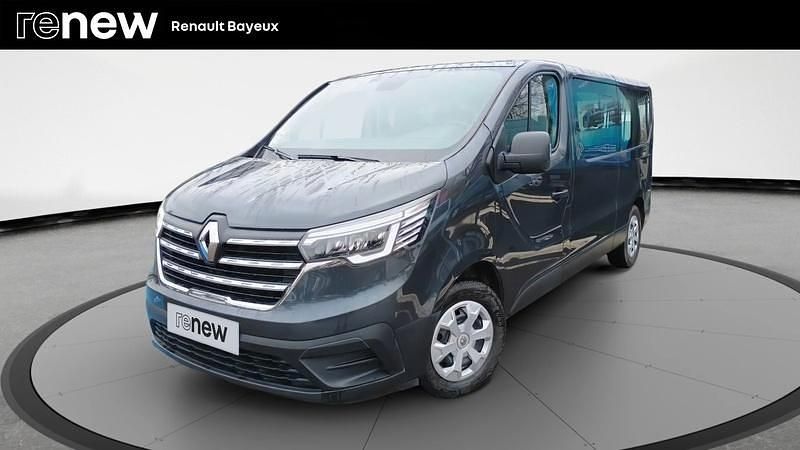 Gris Occasion 2023 Renault Trafic Zen Monospace | 29 990 € - Image 1/4