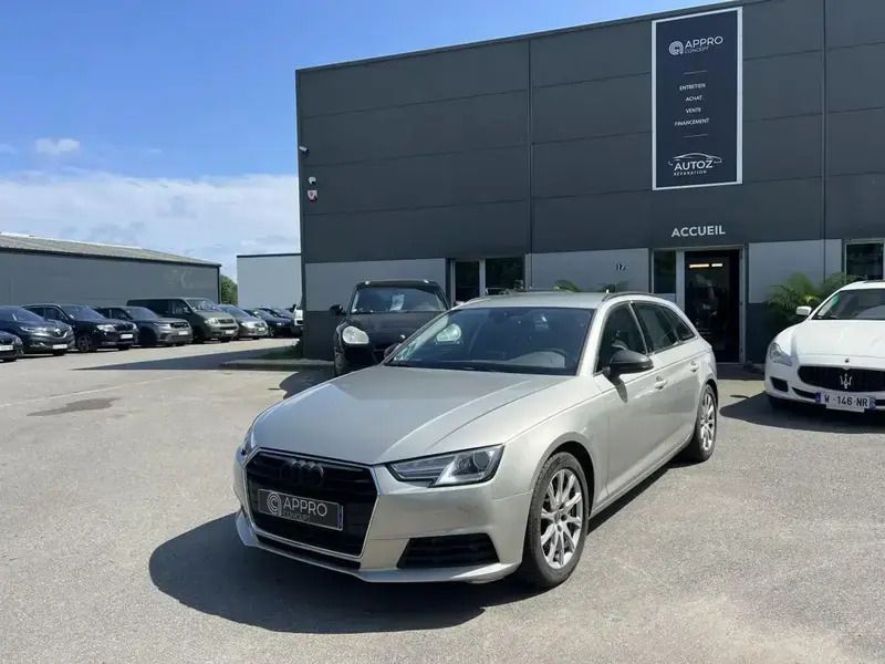 Gris Utilisé 2016 Audi A4 Business Break | 15 990 € - Image 1/4