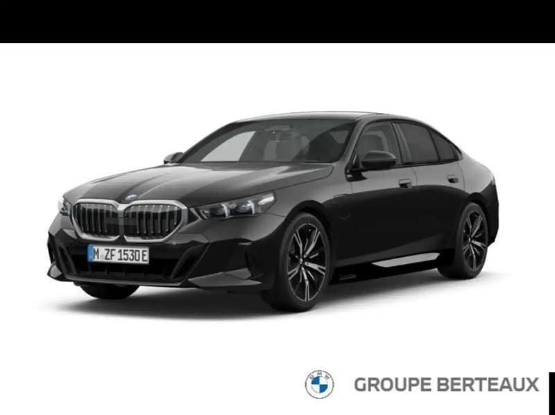 Noir Occasion 2025 BMW 530 M Sport Berline | 63 990 € (Prix juste) - Image 1/4