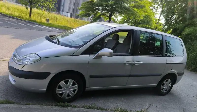 Gris Utilisé 2003 Citroën C8 Monospace | 2 500 € - Image 1/4