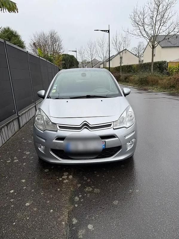 Occasion Citroën C3 Exclusive 90 ch (66 kW) 2013 Berline