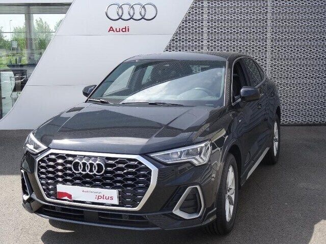 Noir mythic métallisé Utilisé 2020 Audi Q3 S-Line SUV | 47 200 € - Image 1/4