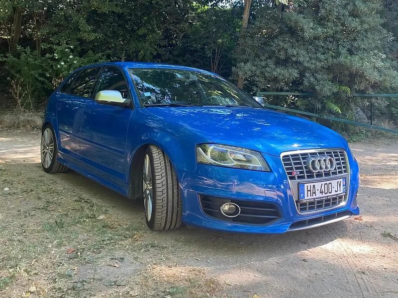Bleu Utilisé 2010 Audi S3 Berline | 15 950 € - Image 1/4
