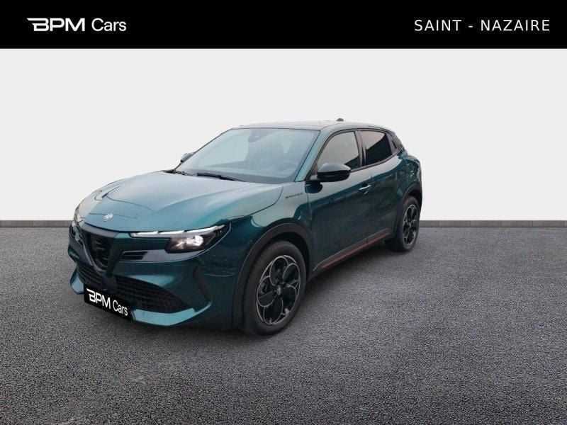 Bleue Nouvelle 2024 Alfa Romeo Junior Edizione Speciale SUV | 33 990 € (Super prix) - Image 1/3