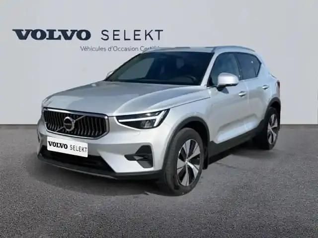 Argent aurore métallisé Utilisé 2022 Volvo XC40 Plus SUV | 30 499 € - Image 1/4